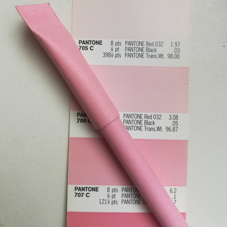 Эко ручка из бумаги розовая